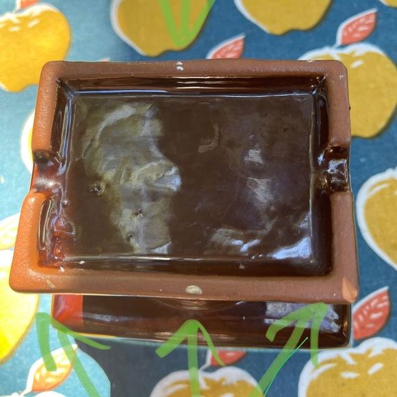 Vintage Ceramic Planter - Picture 14 of 15